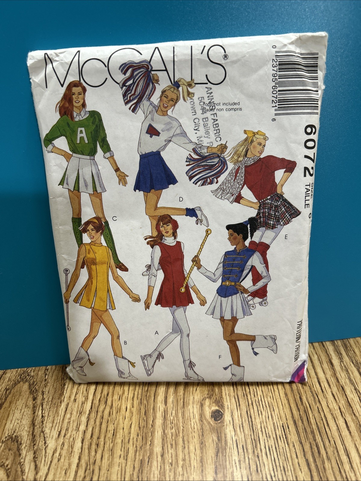Vtg McCall's Pattern 6072 Misses' Cheerleader / Majorette Costume Size 6 Uncut