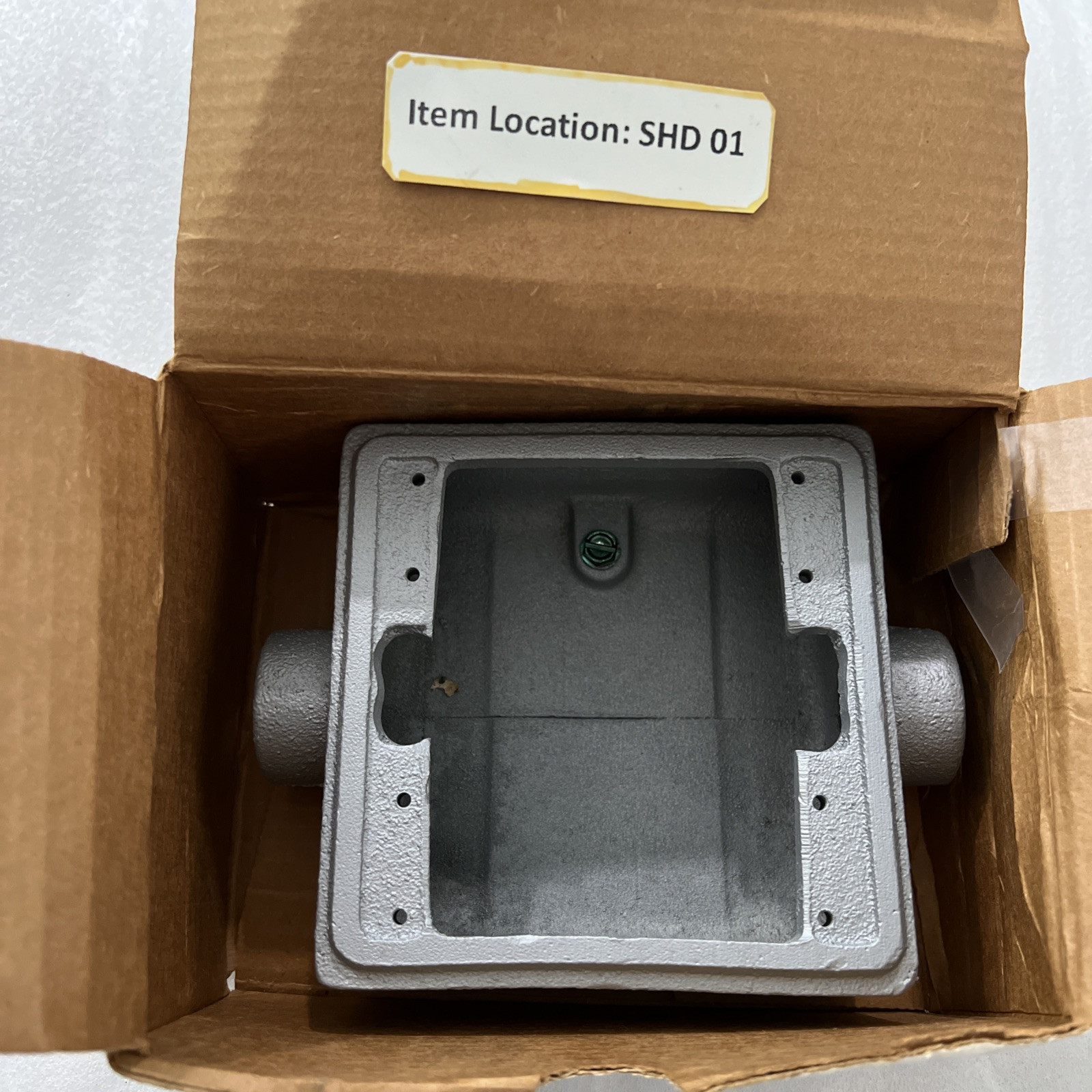 Appleton FSC-2-50 FSC250 Unilet Cast Iron Shallow Device Box With Two 1/2” Hubs