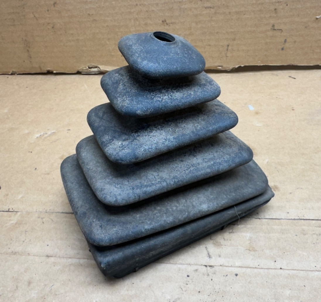 Jeep Wrangler TJ 97-02 Manual Transmission Shift Boot Factory OEM Rubber 5 speed