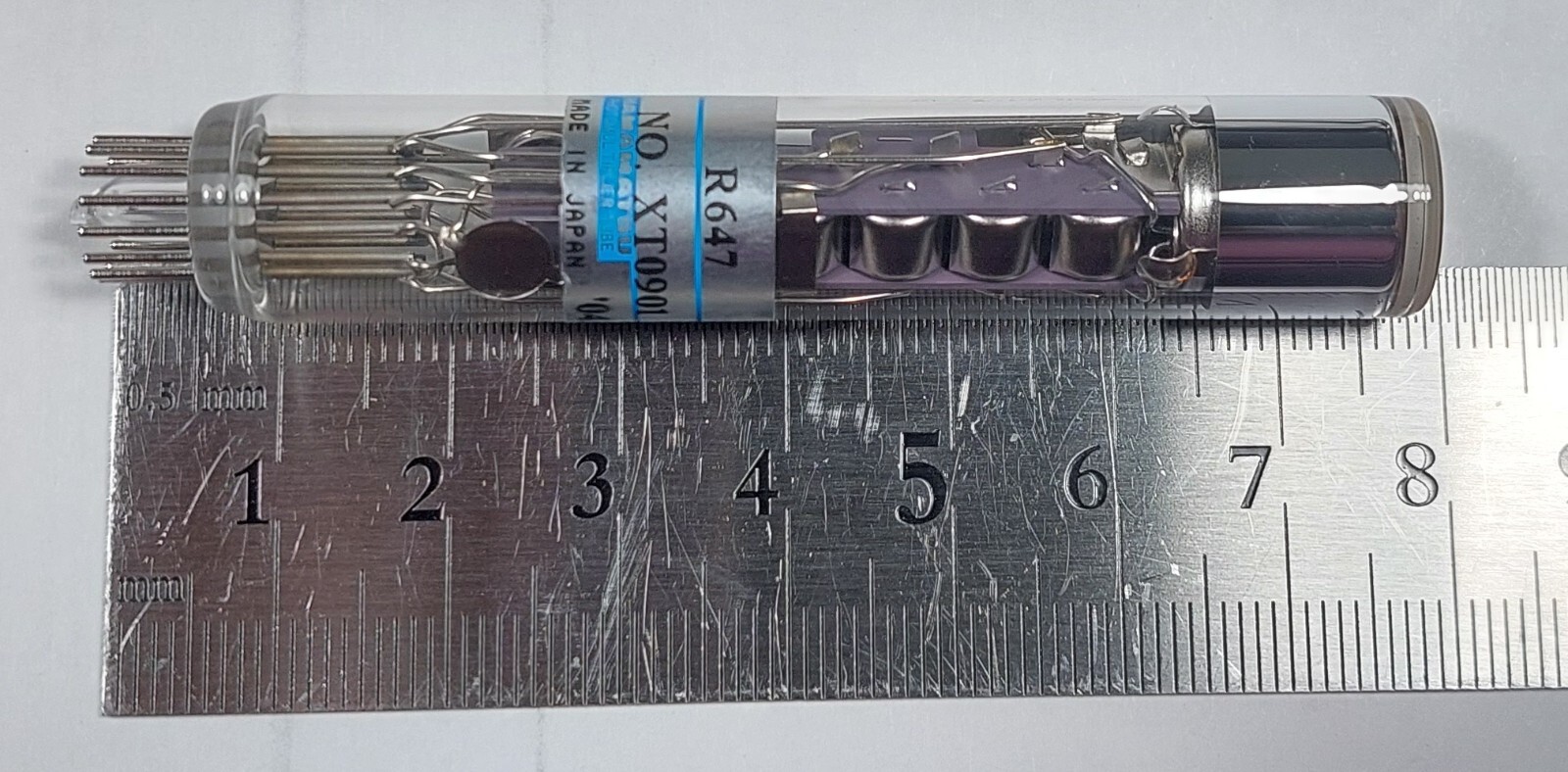 Hamamatsu R647  miniature  Photomultiplier tested Made in Japan