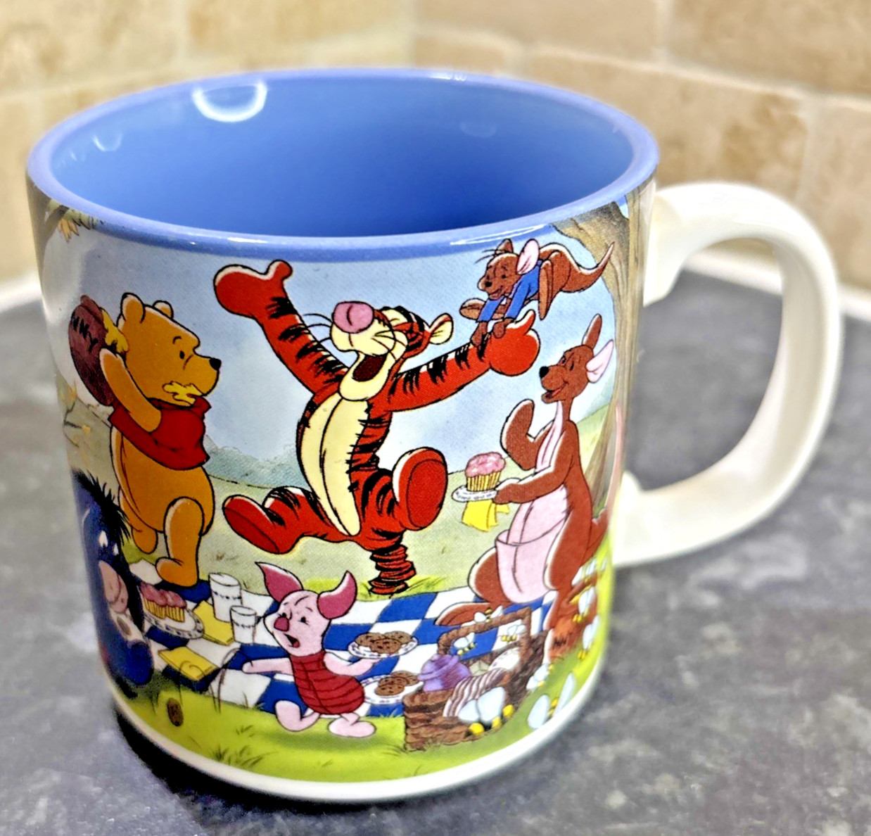 Vintage Collectable Walt Disney Classic Collection  Winnie The Pooh Picnic Mug