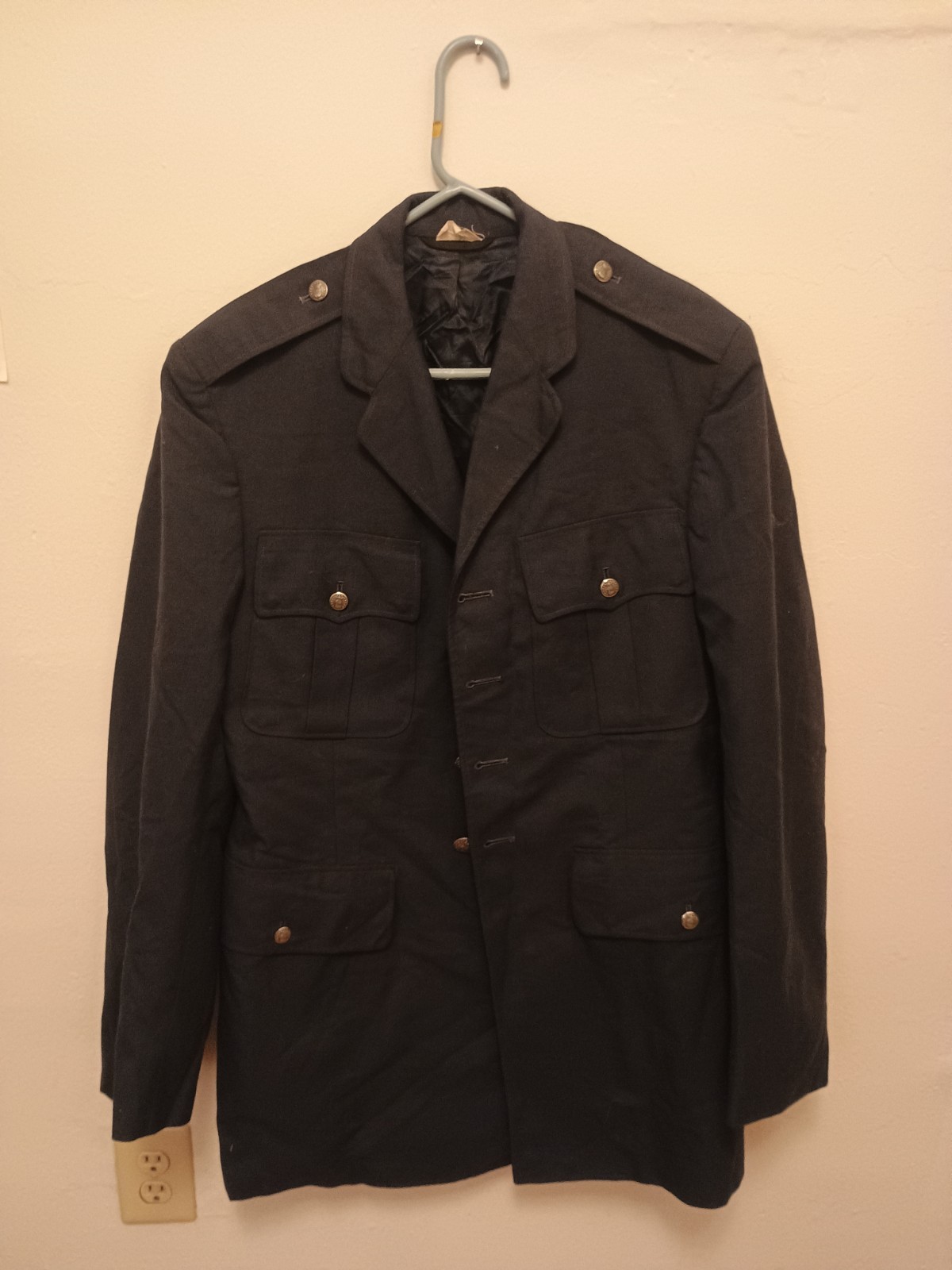 Issued 1970's USAF Dress Blues Jacket
