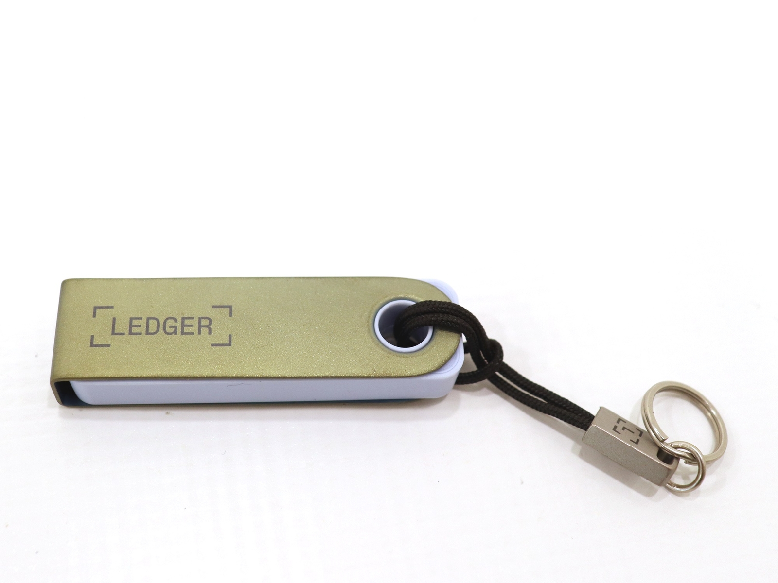 LEDGER-NANO-S-PLUS Crypto Wallet (Blue)