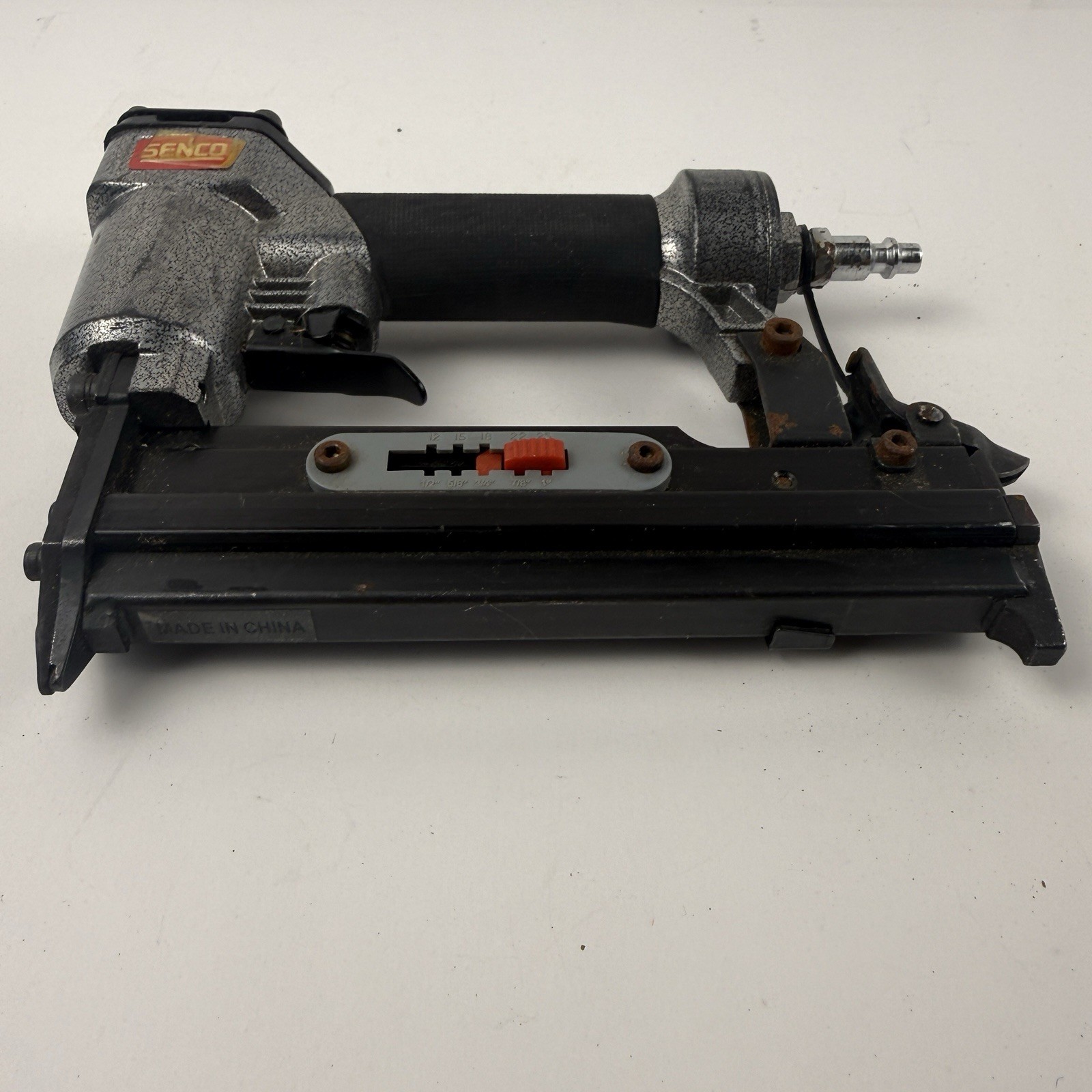 Senco Headless Micro Pinner 1/2" to 1" Fasteners Adjustable Pneumatic 5T0001N