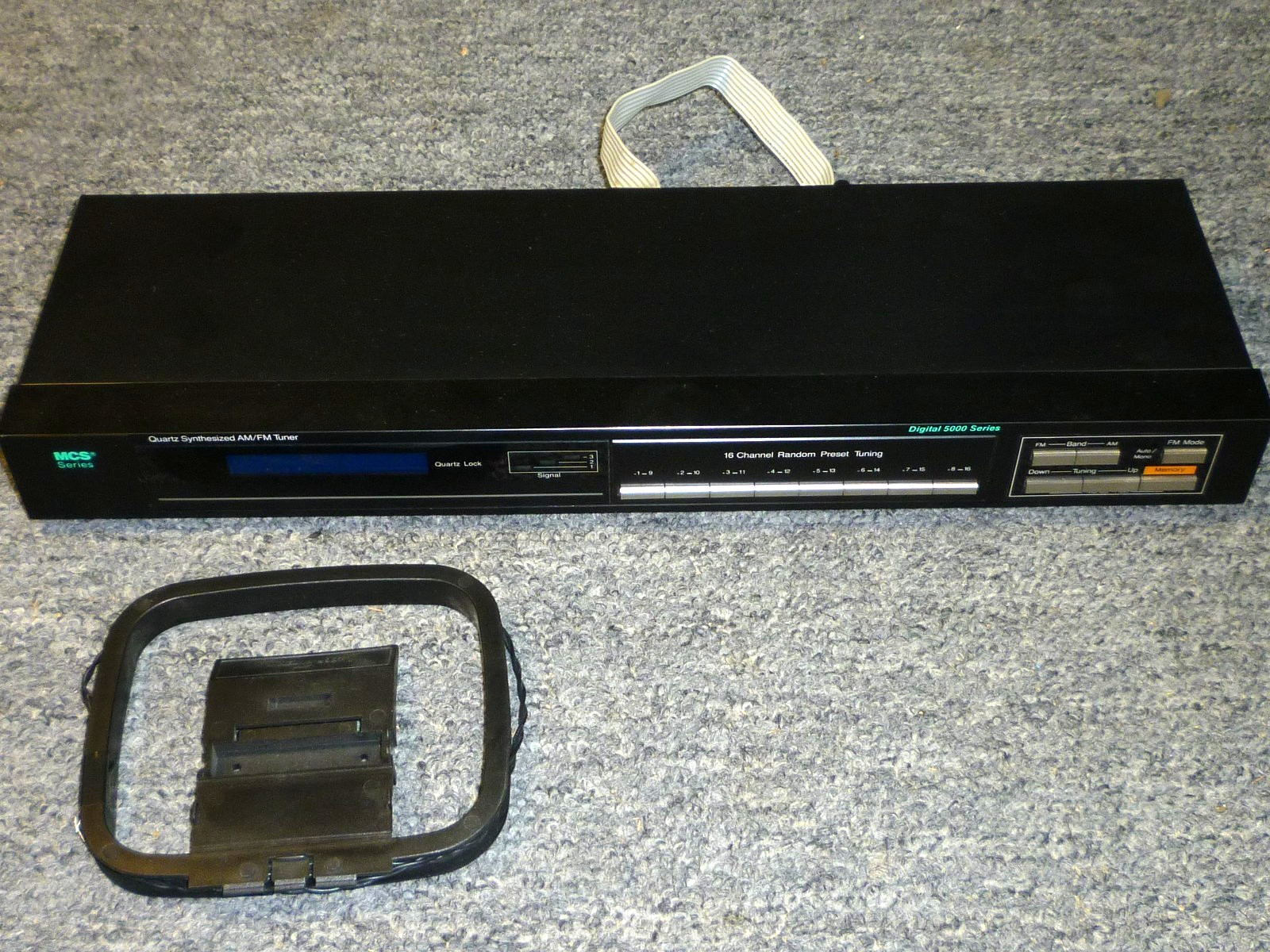 MCS Series 5000 MODEL 683-2255T Digital Stereo Tuner - TESTED / Works Great