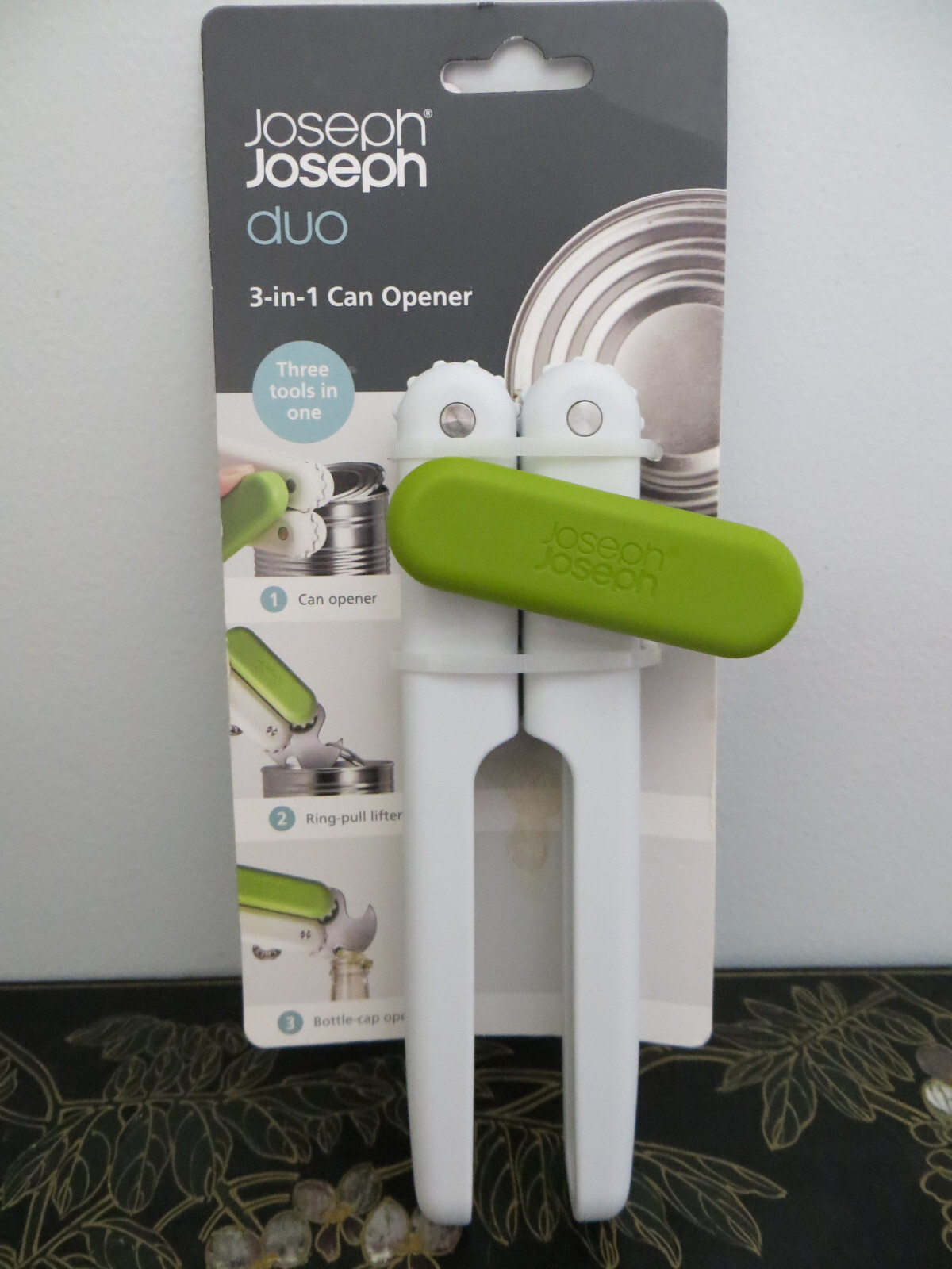 Joseph Joseph Duo 3-in-1 Can Opener White/Green NEW in pkg