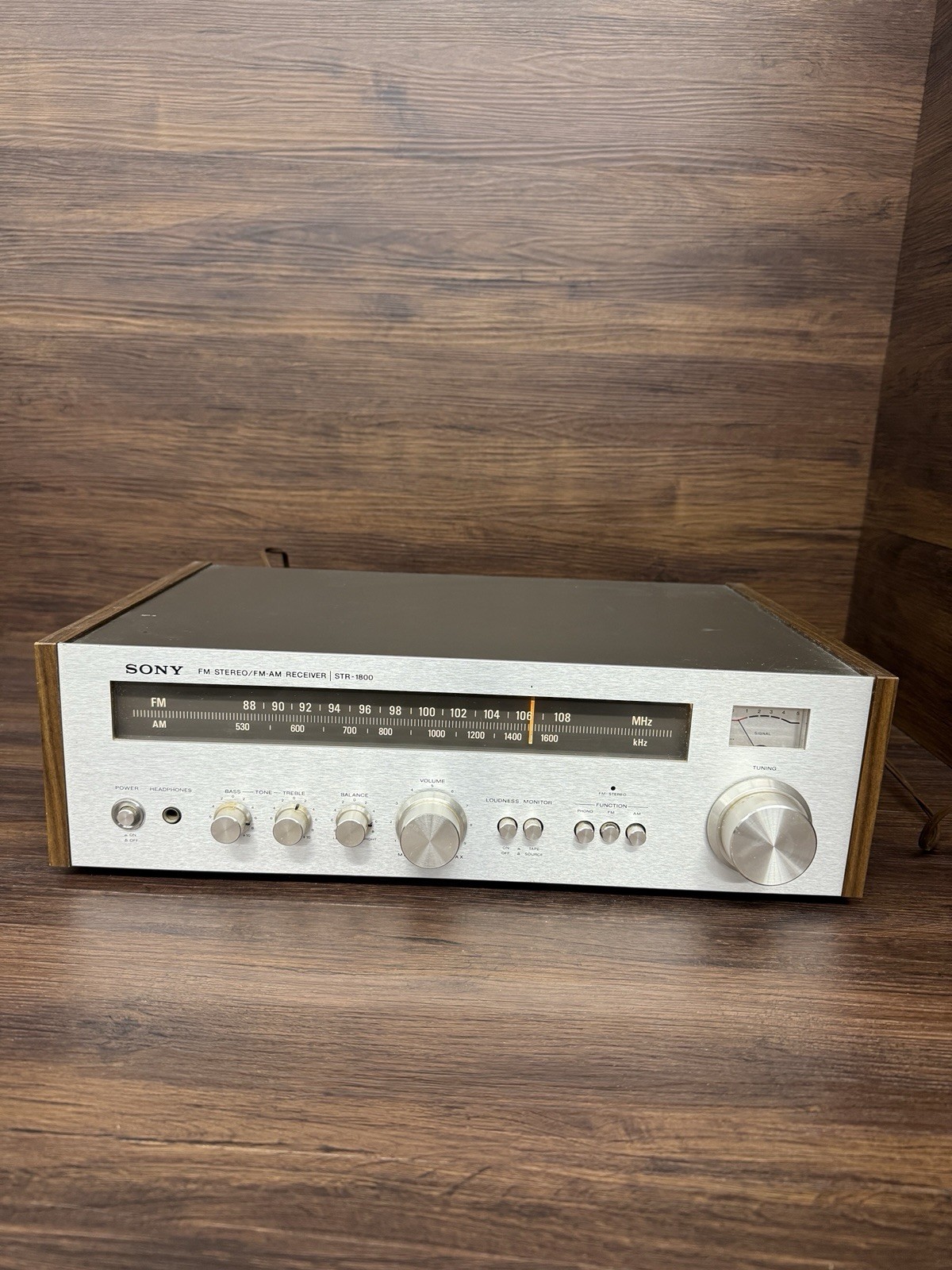 Vintage Sony STR-1800 AM-FM Stereo Receiver Tuner - Read