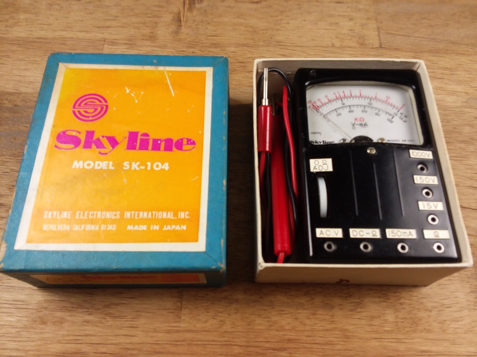 Vintage Japan Sky Line SK-104 Pocket Voltage Tester, Tested working in Box Nice