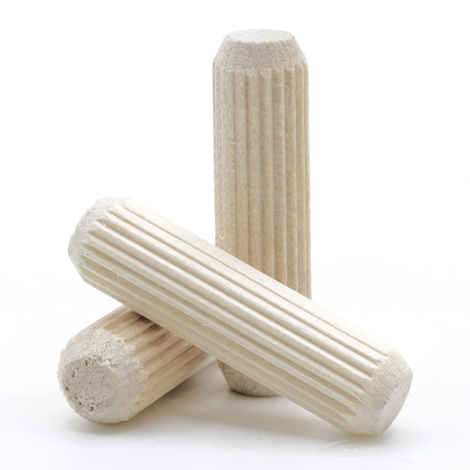 8 x 30mm Wooden Dowels - Fluted Birch Wood - Kiln Dried (Pack of 24)