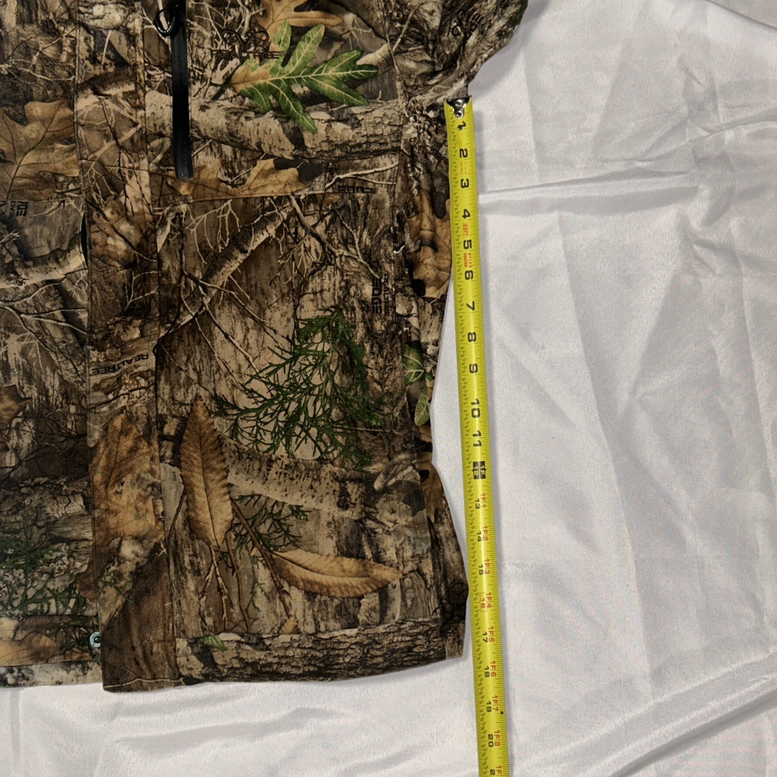 Real Tree Men’s Jacket Scent Factor Camo Size Medium Full Zip Pockets