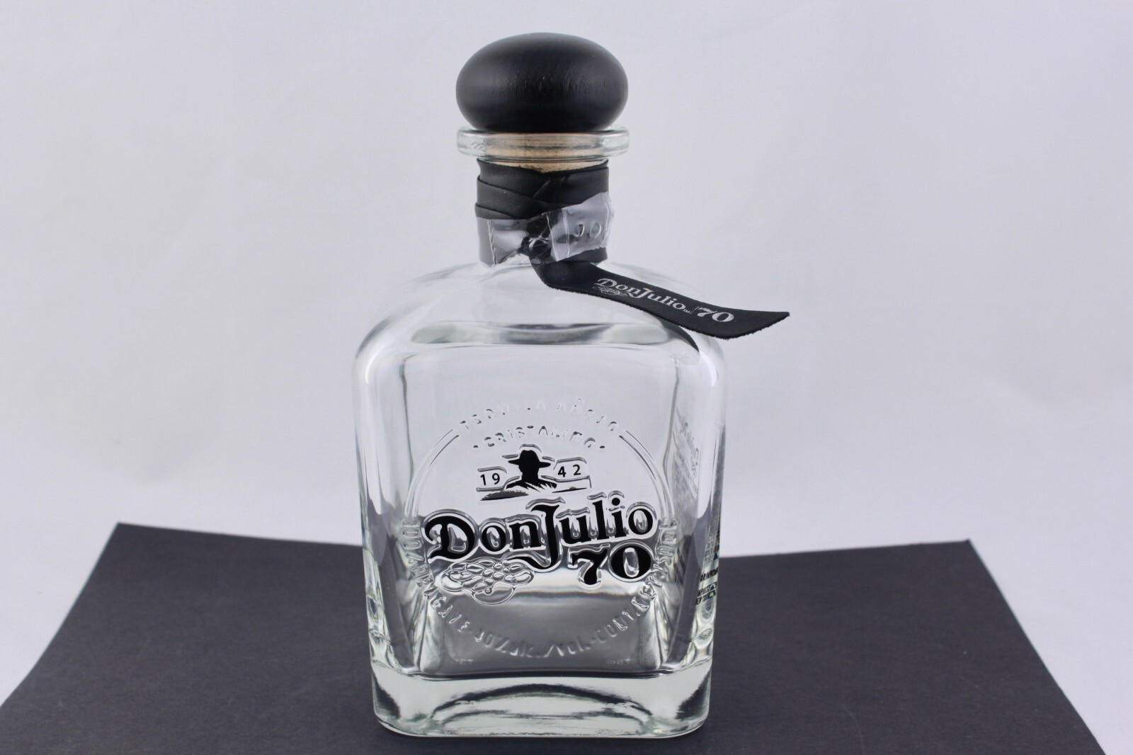 TEQUILA DON JULIO 70 EMPTY BOTTLE AND BOX – MINT