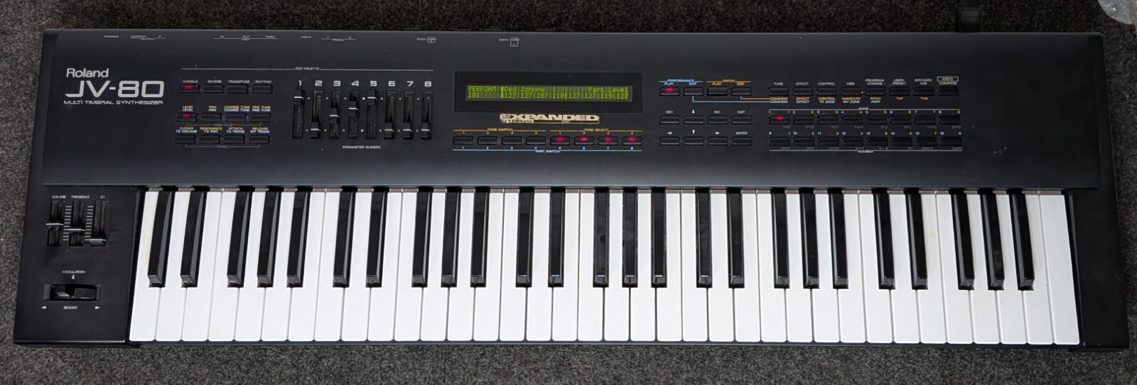 Vintage Roland JV-80 Multi Timbral Synthesizer w/ Travel Case - WORKING!