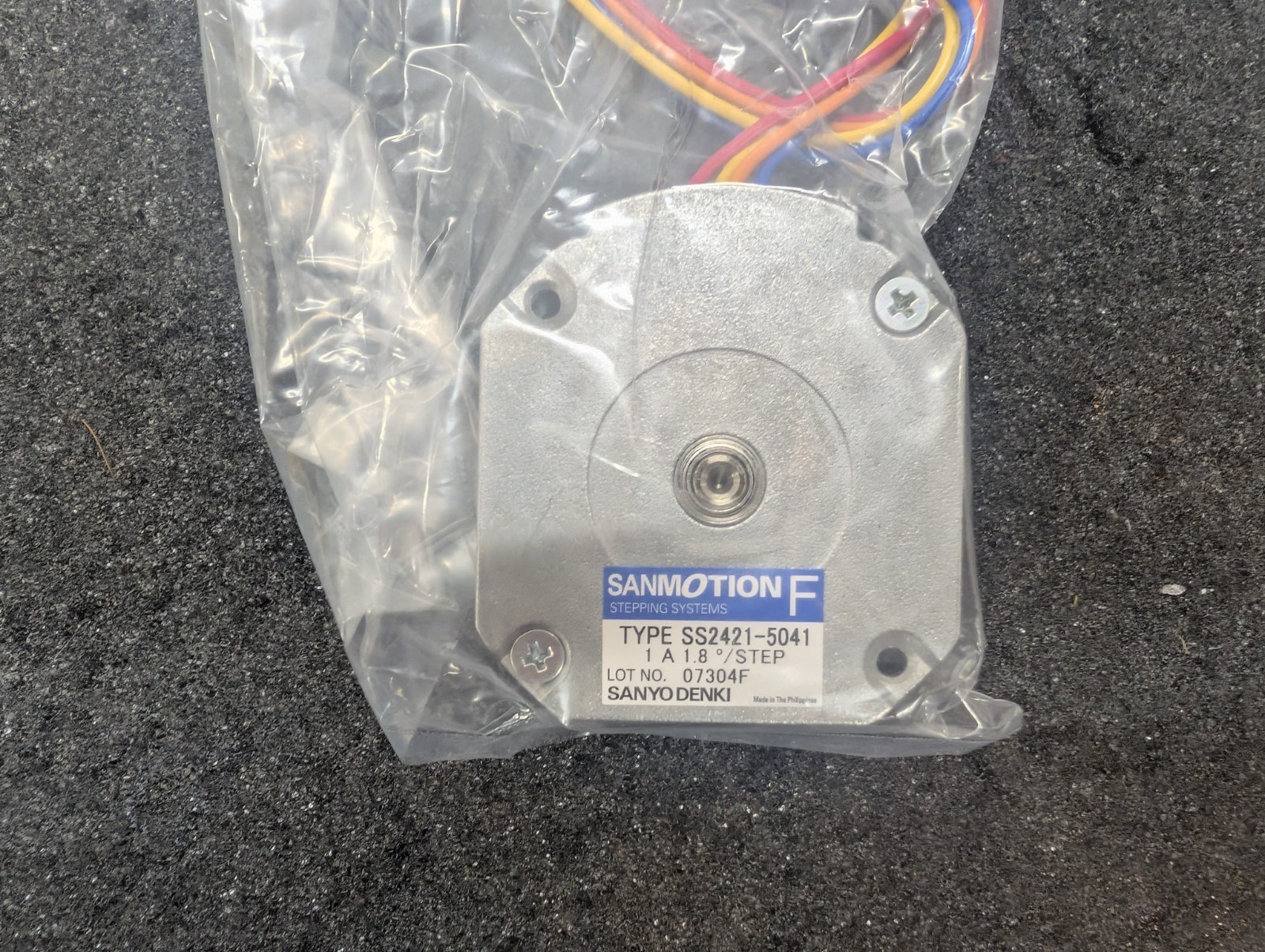 New, Sanyo Denki, SS2421-5041, 42MM SLIM PANCAKE STEPPER MOTOR