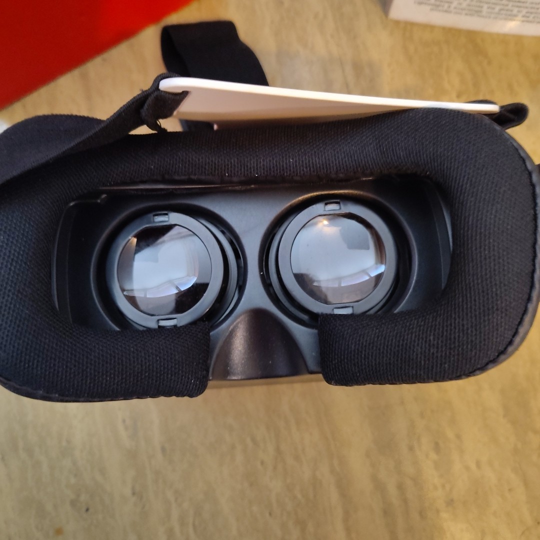 EVO VR - Virtual Reality Headset for All Smartphones - IOS & Android - Blk