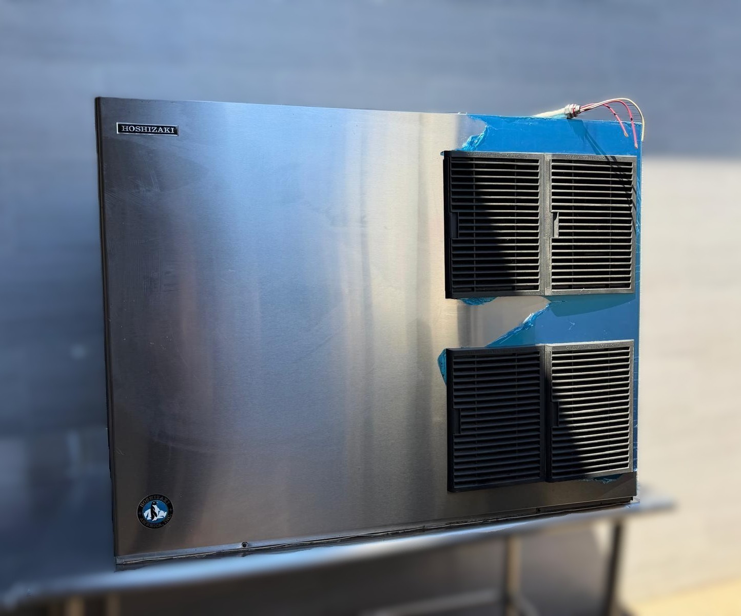 HOSHIZAKI ICE MAKER KM-1900SAH3