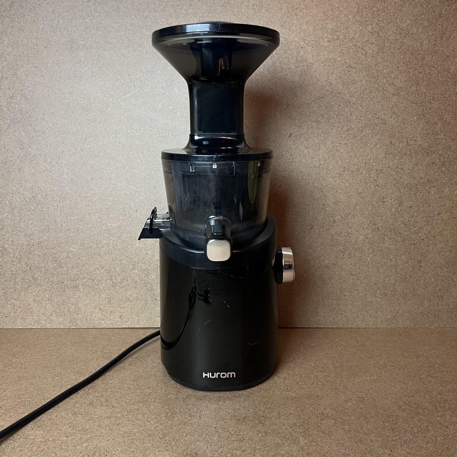 Hurom Silvercrest SMWC 700 A4 Masticating Juicer Black Cold Press Vegetable