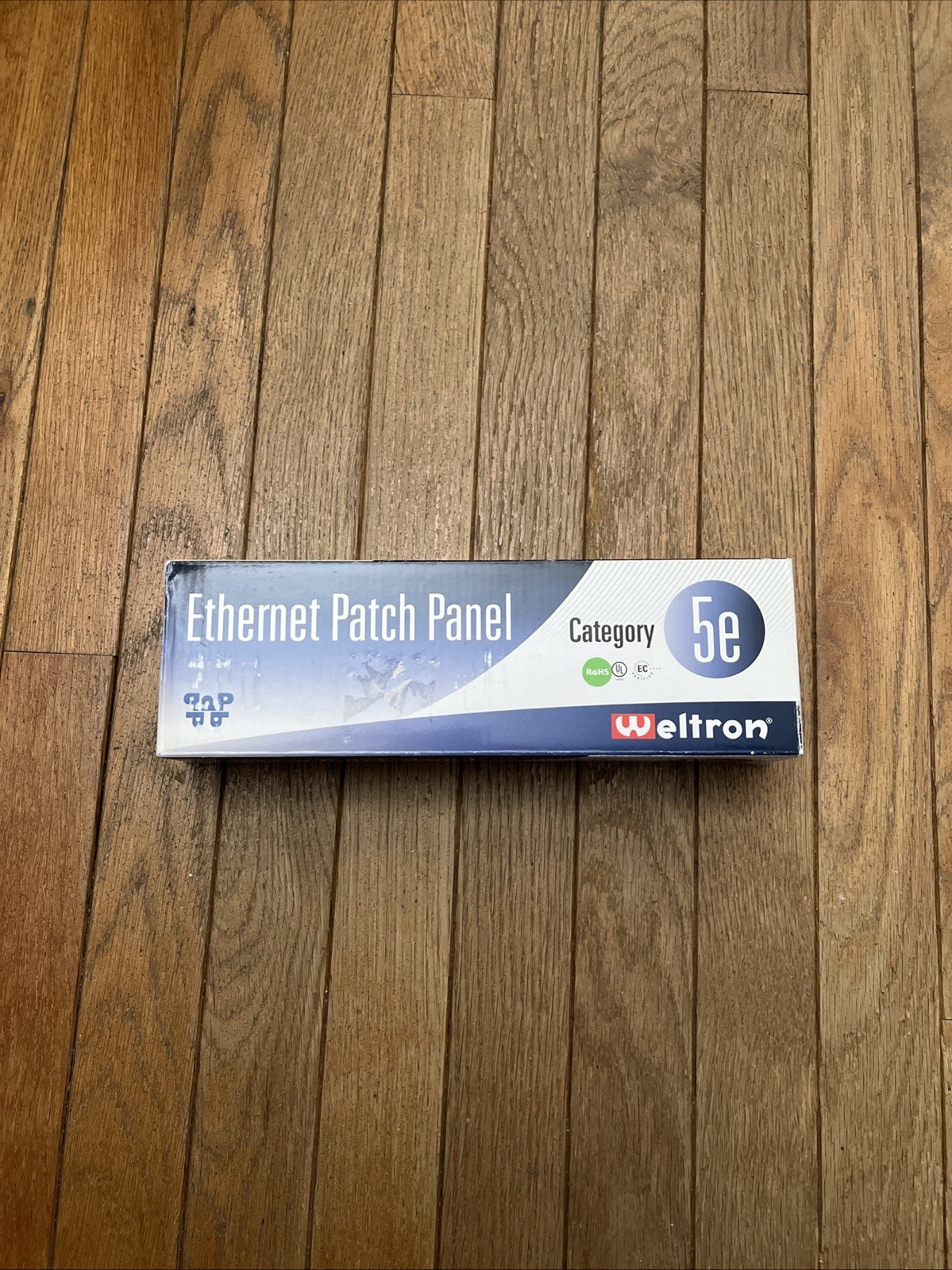 Welltron  12 port Ethernet patch panel-90-12PPC5E