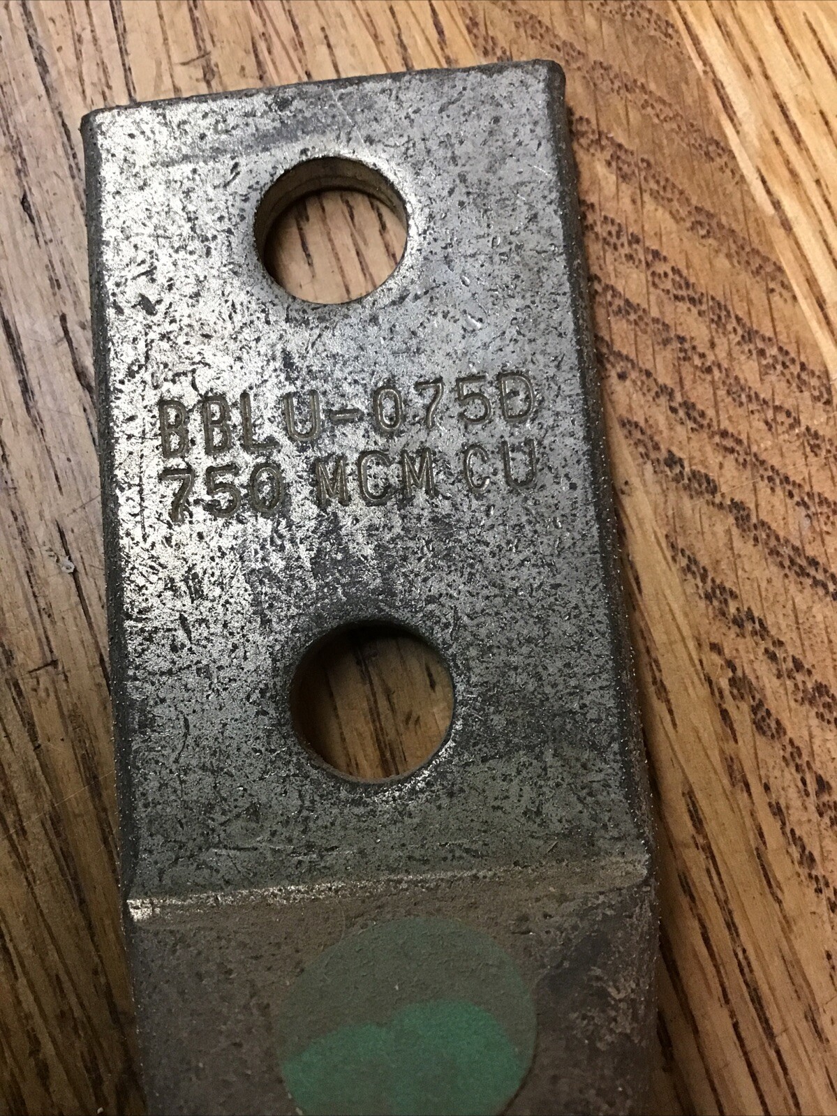 750MCM LUG,2 hole Lug