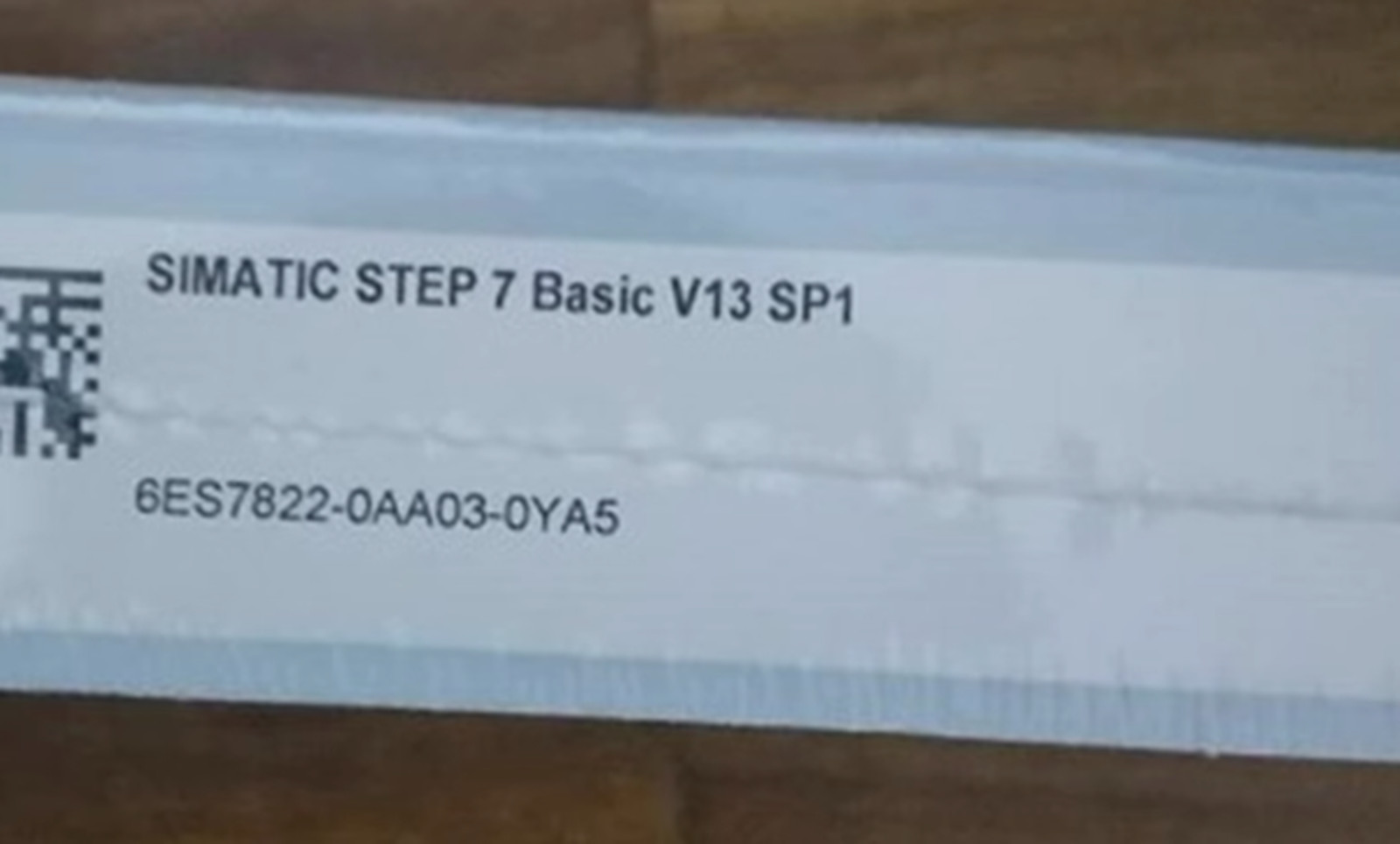 New In Box SIEMENS 6ES7822-0AA03-0YA5