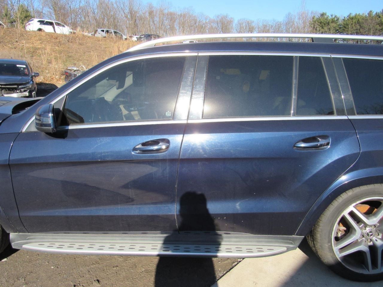 GLS63 2018 Glove Box 1100639