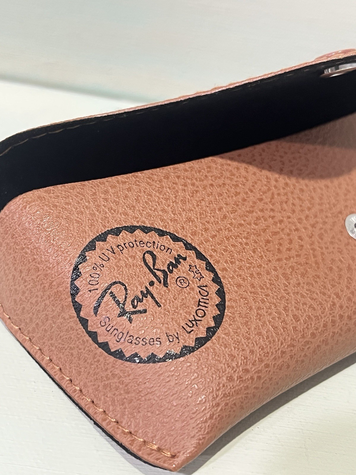 Authentic Ray-Ban Brown Sunglasses Eyeglasses Case Only Original Snap Case