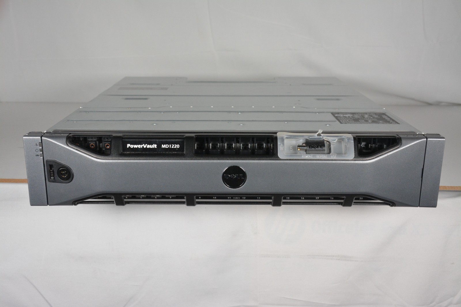 Dell PowerVault MD1220 Array 9.6TB 2x Controllers 2x 600w 24x300GB SAS 10k Ent