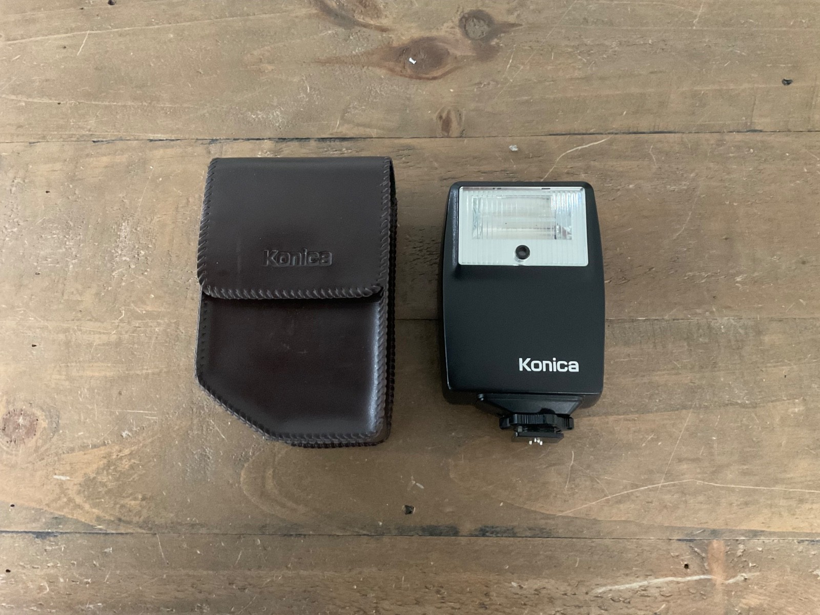 Konica X-18 Auto Hot Shoe Mount Xenon Flash Unit for Film Camera w/ Case Japan