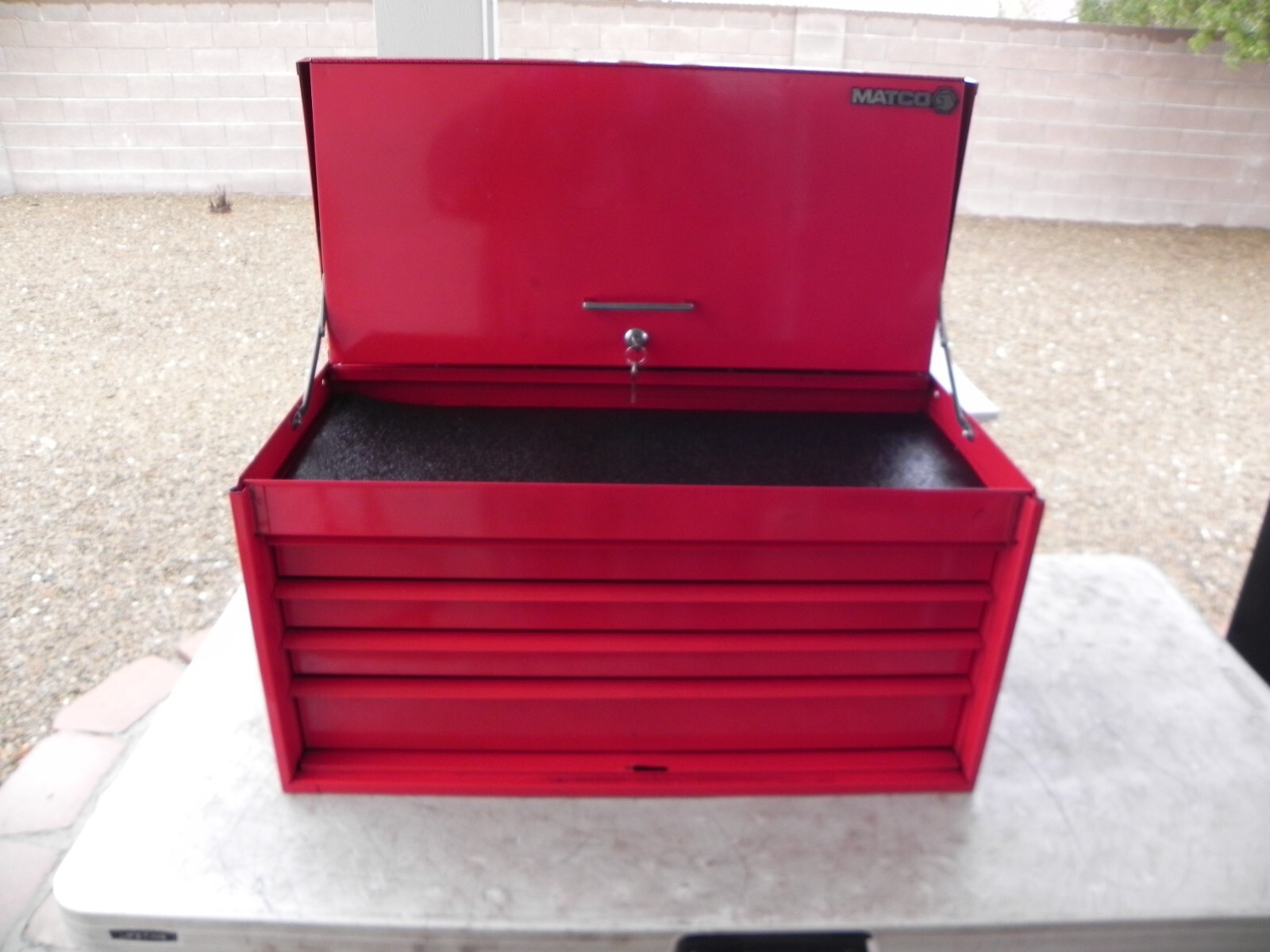 Matco Tools 4 Drawer Heavy Duty Flip Top Chest Fire Red 2 Keys (Super Rare)