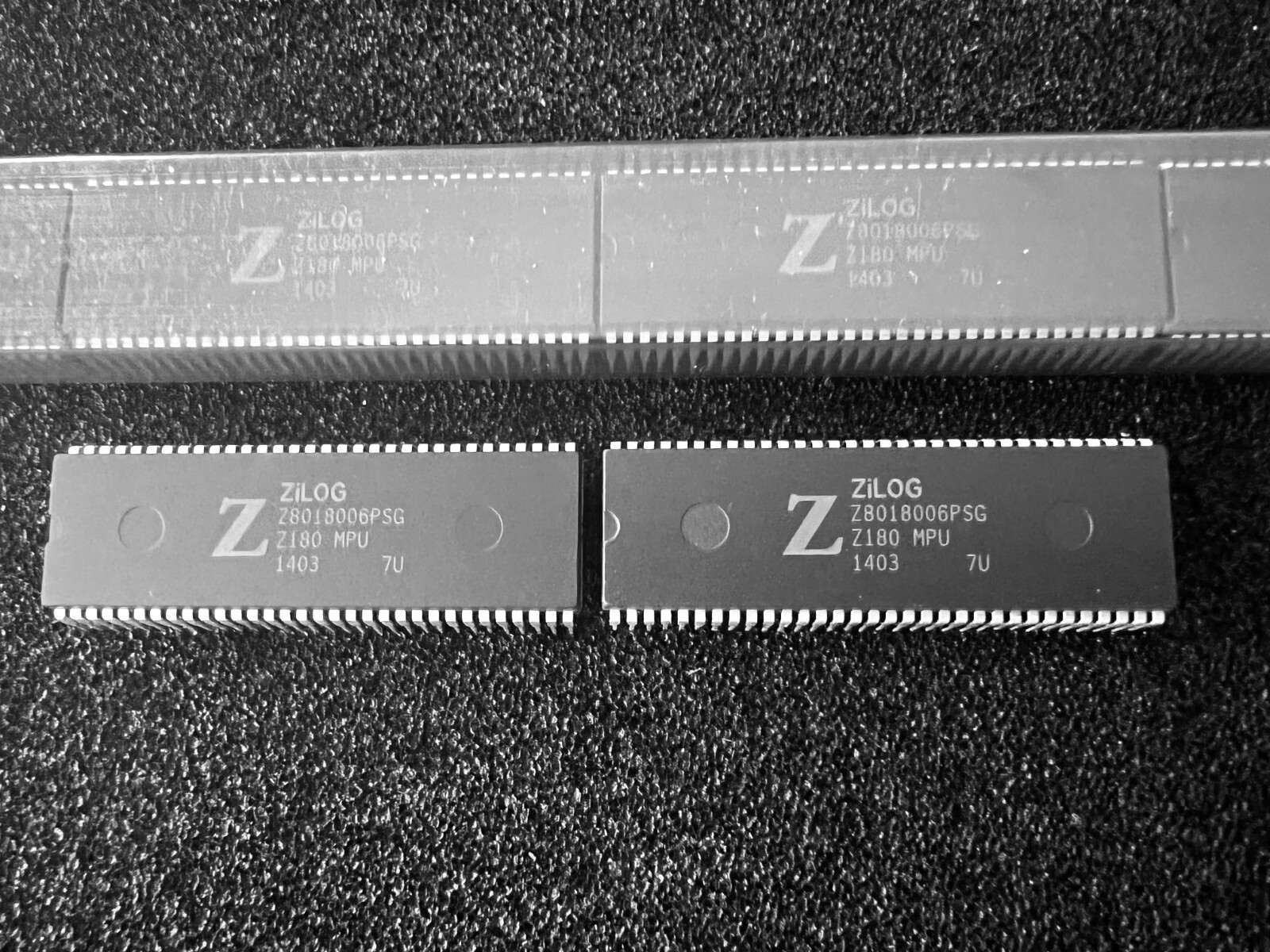 Z8018006PSG
