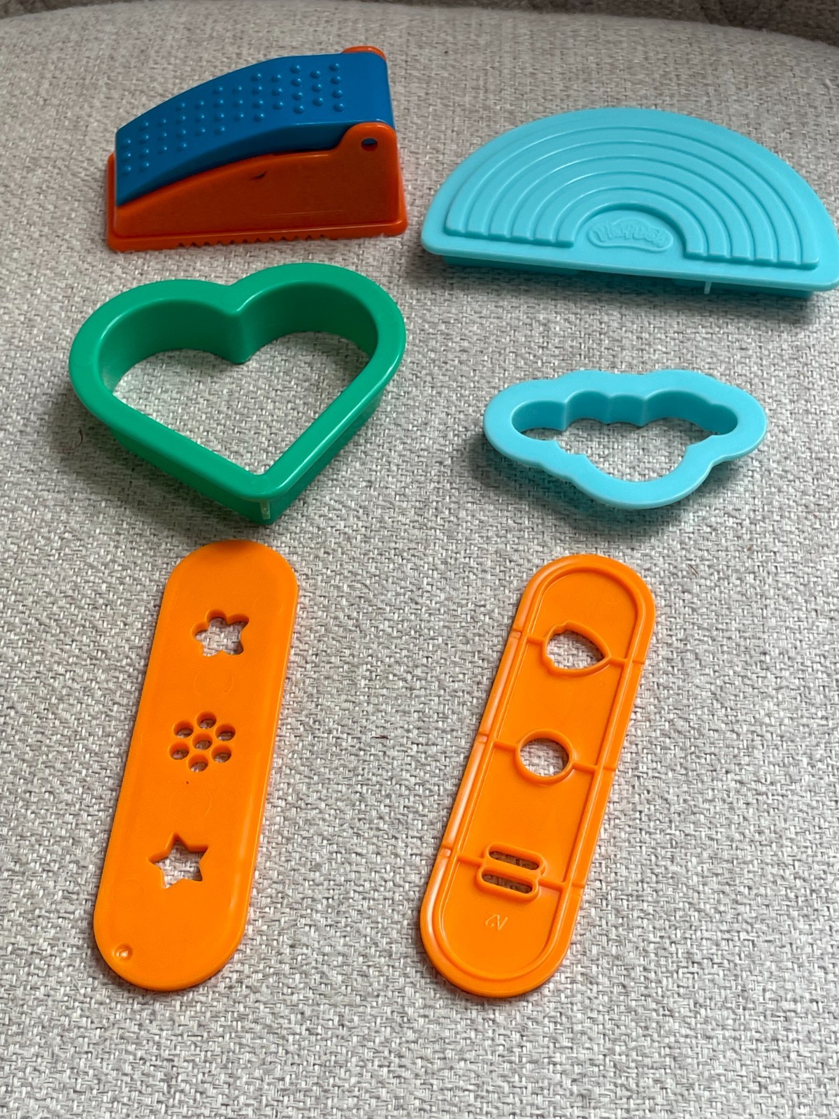 LOT OF 6 PLAY DOH MOLDS PRESS STAR HEART RAINBOW CLOUD