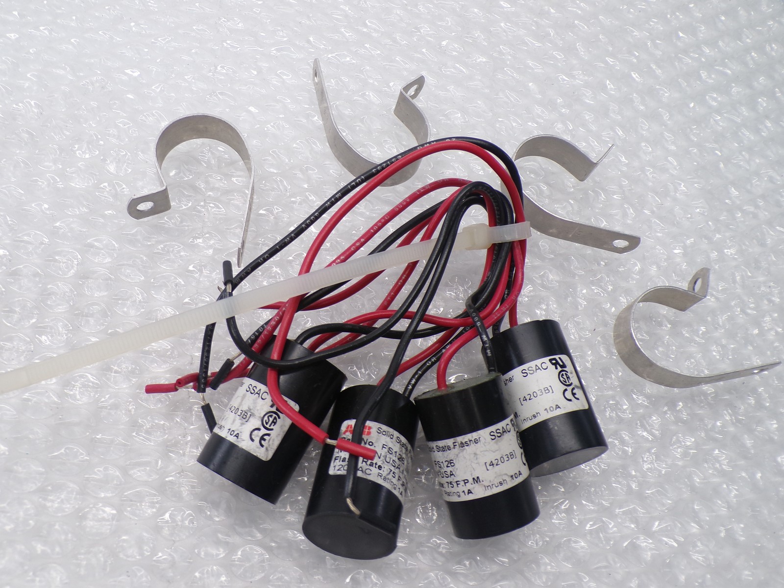 ABB FS126 SOLID STATE FLASHER LOT OF 4 NSNP