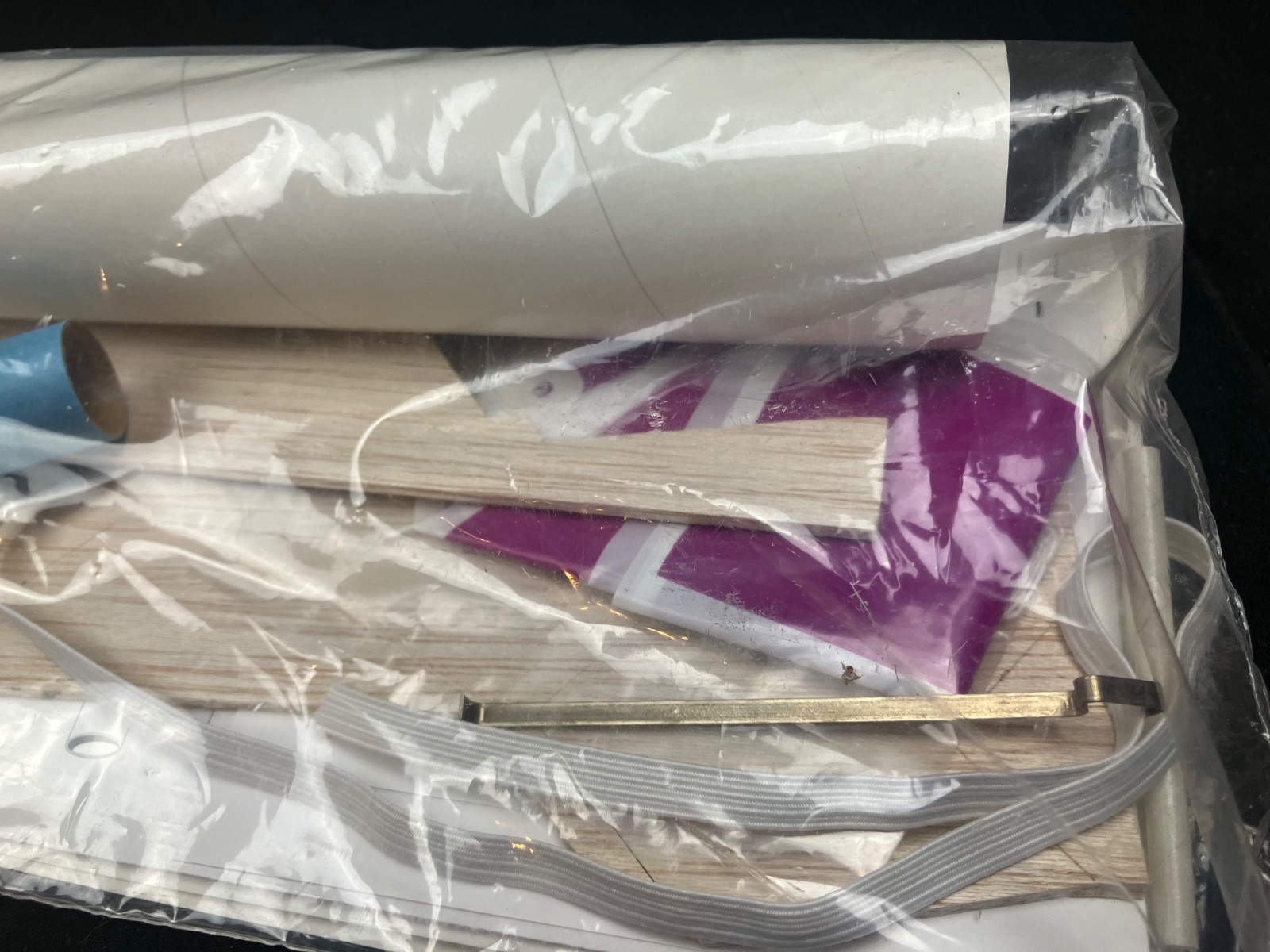 Fantastic Estes Menace Flying Model Rocket Kit #1364 -Sealed