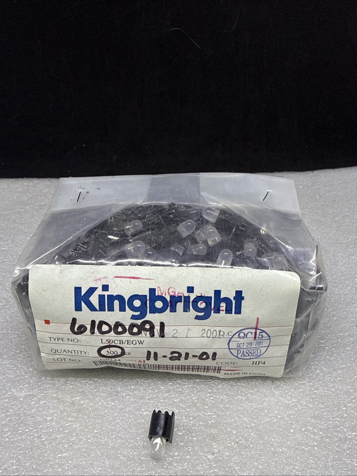 Kingbright -- L59CB/EGW -- (Lot of 500) New