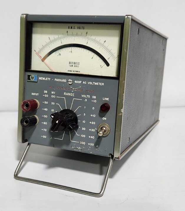 HP 400F AC Voltmeter 0-300V - Untested - Missing Power Cable