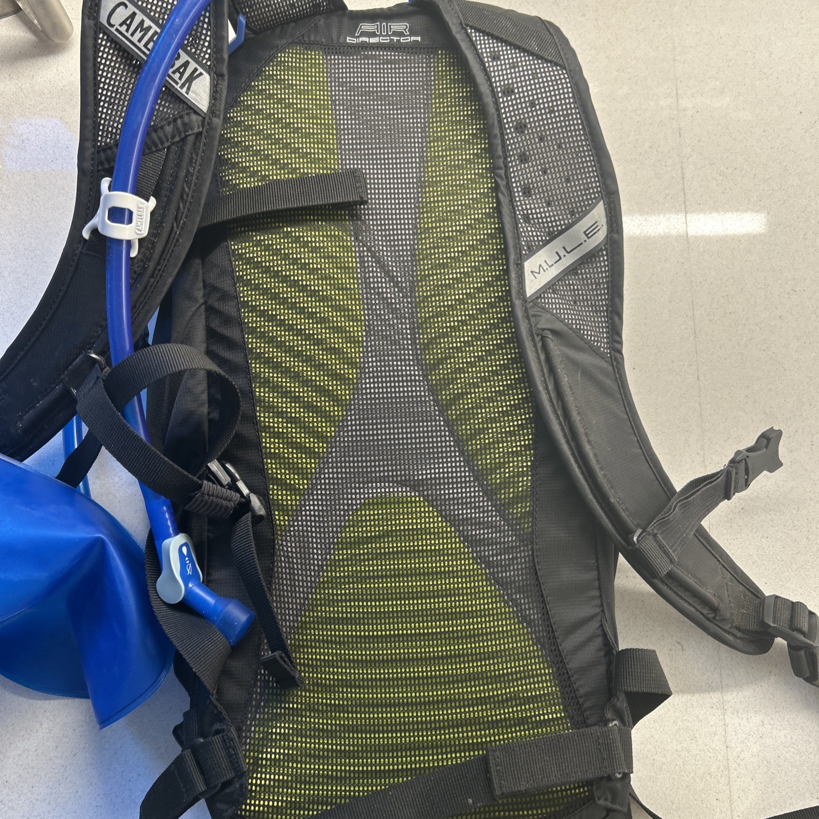 Camelbak MULE 3L 100 Oz. Hydration Backpack Black