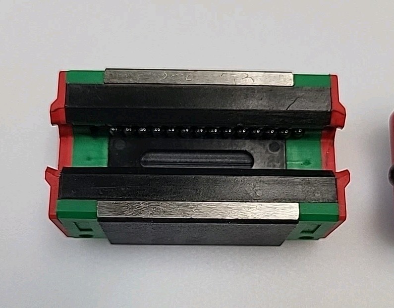 HGH15CA Linear Rail Sliding Block Bearing Steel Rail Carriage Lot Of 4