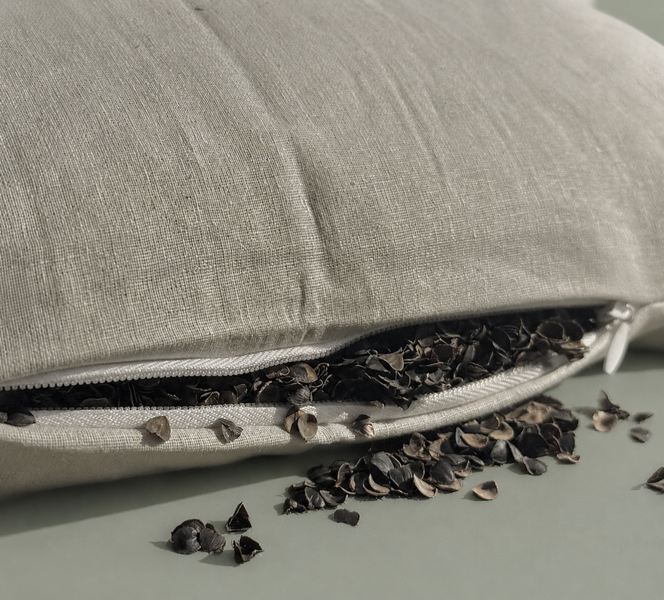 Buckwheat Pillow for Neck & Shoulder Pain Relief - 14"x20" Japanese Size
