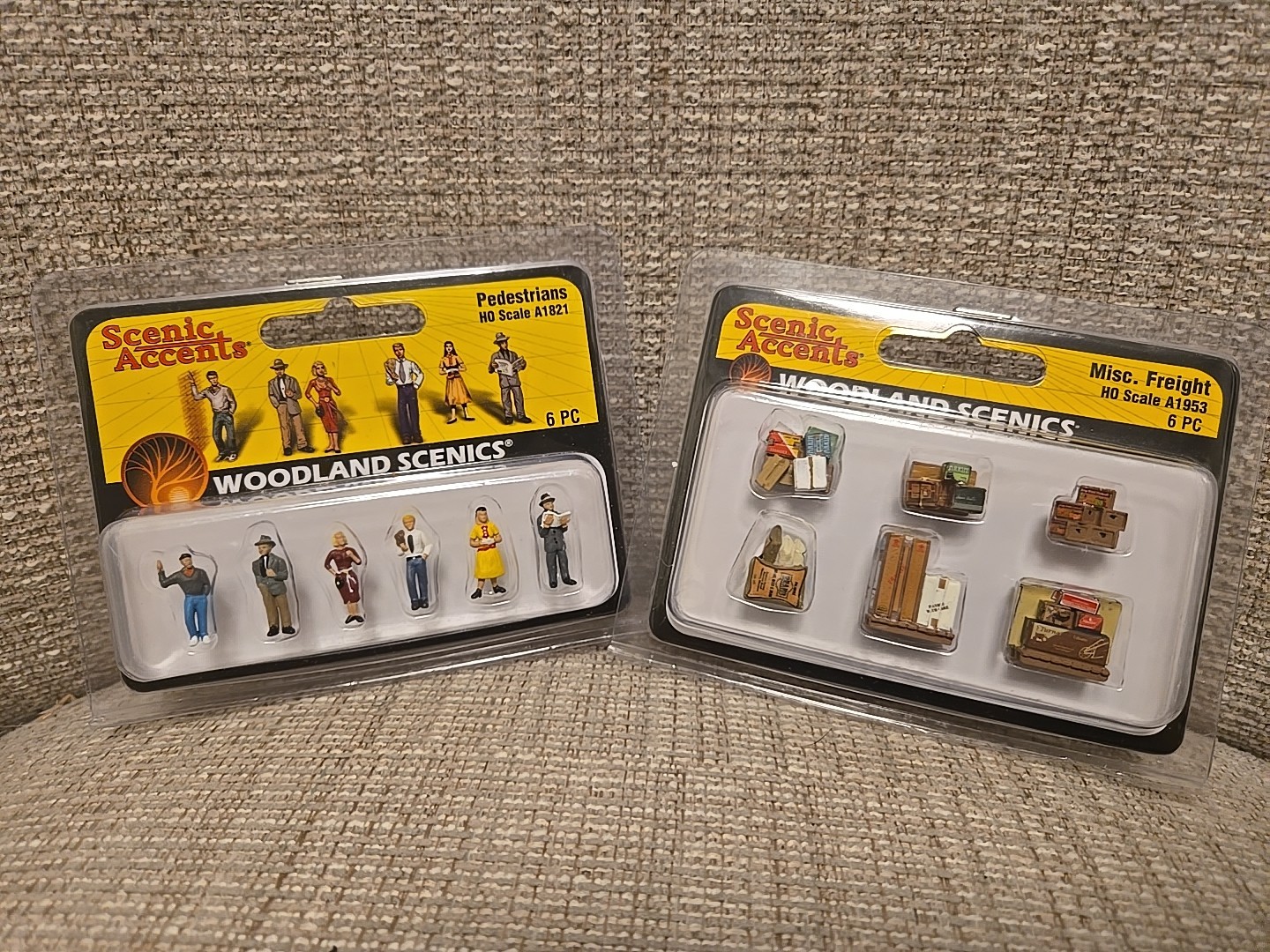 Woodland Scenics - Pedestrians & Misc Freight - HO Scale - A1821 & A1853 NEW