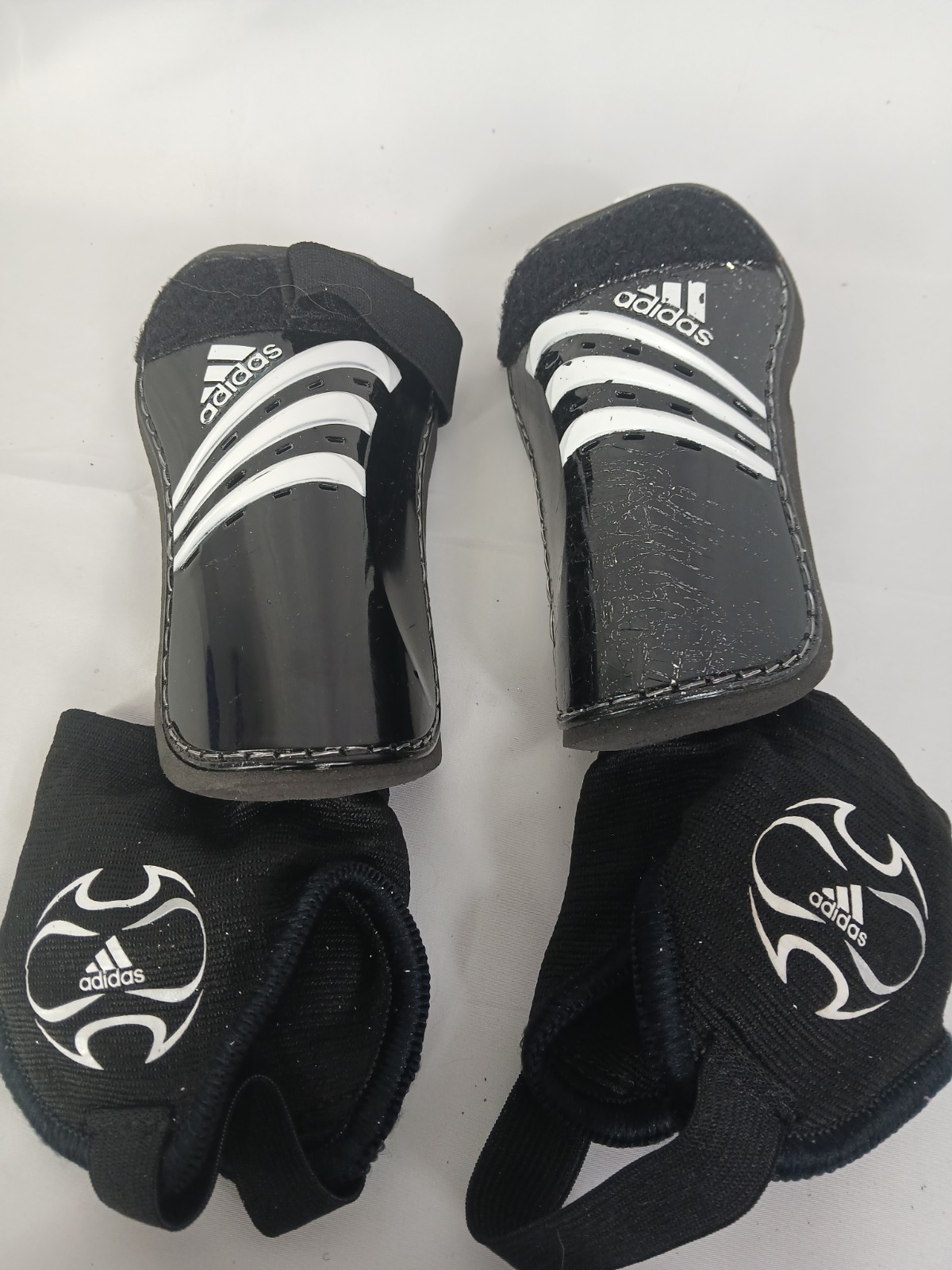 ADIDAS Boys PREDATOR REPLI SHINGUARDS SIze XS Adjustable