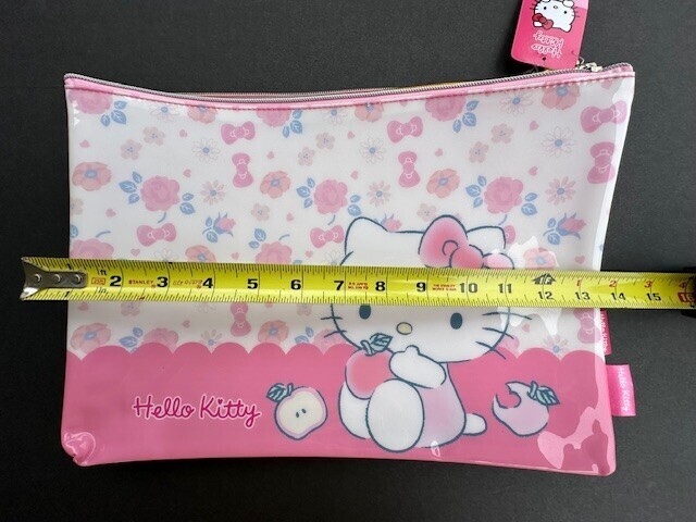 NEW Hello Kitty Folder A4 Document File Zipper Storage Case