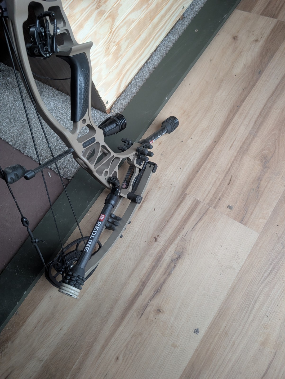 Hoyt ventum 33 compound bow