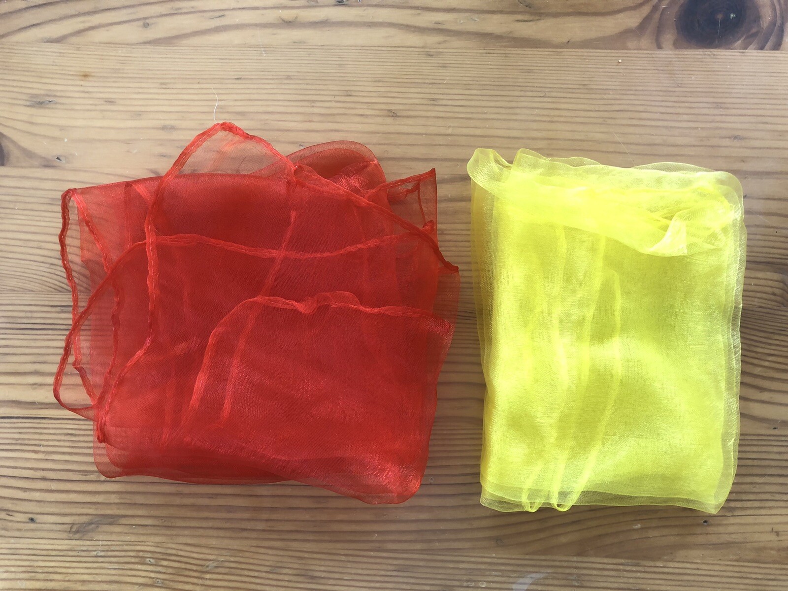2 Set MAGICIANS 6" SILKS Magic Trick Red Yellow 1’ 11” X 1’ 11”