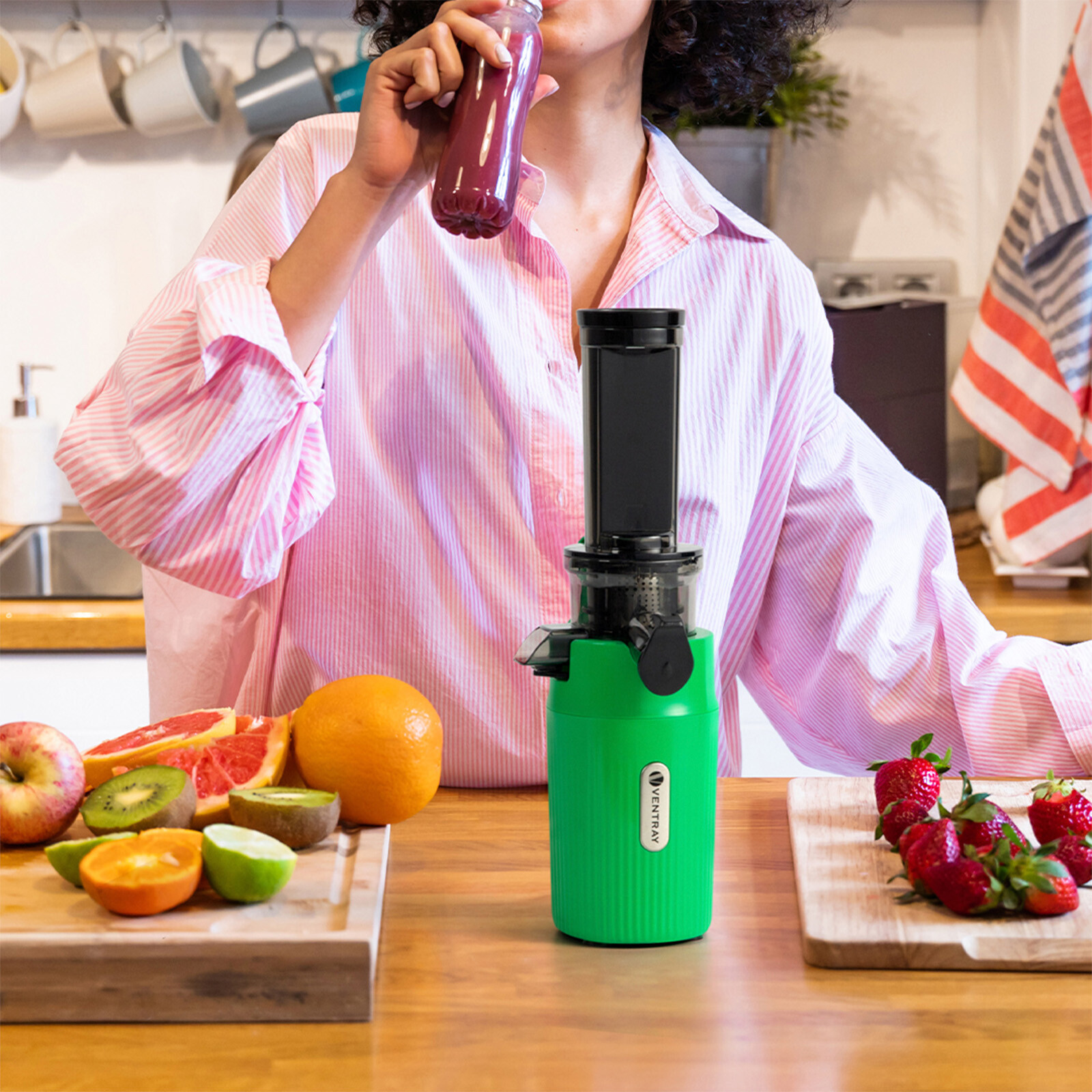 Ventray Essential Ginnie Compact Cold Press Juicer, Easy Clean & Nutrient Dense