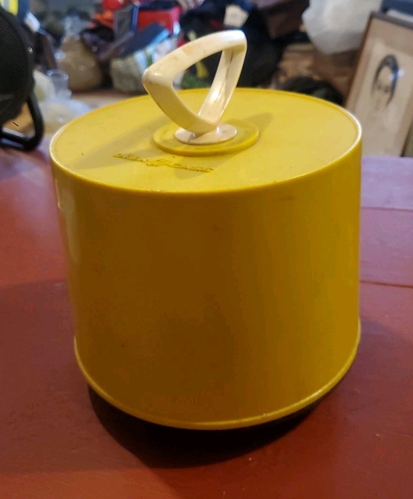 Vintage Plastic Yellow And Black 45 Record Holder Storage Carrying Case