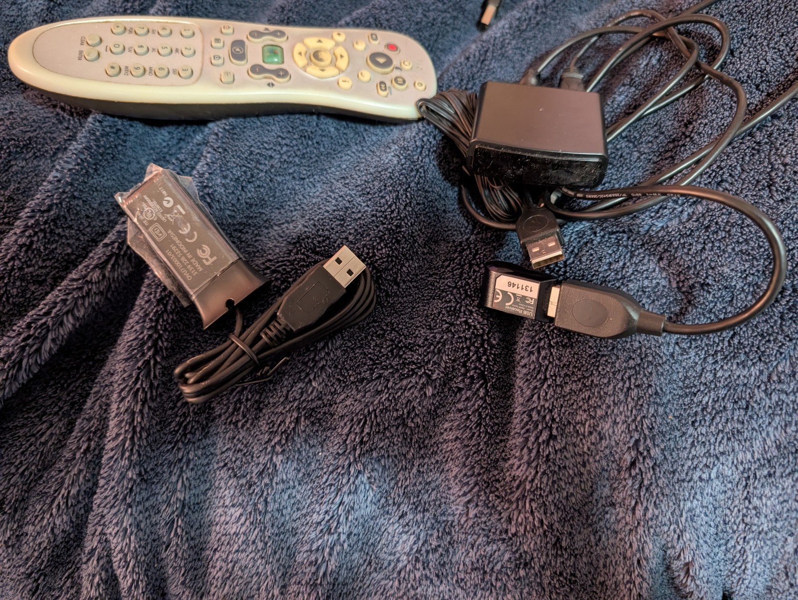 Ceton InfiniTV 4 PCIe CableCARD Tuner Bundle - Tested + Original Box