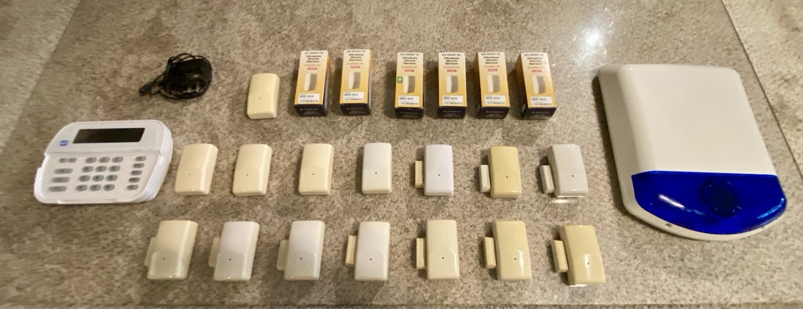 DSC Impassa Wireless Alarm Lot/Bundle – 21 Shock Sensors, Keypad, Outdoor Siren