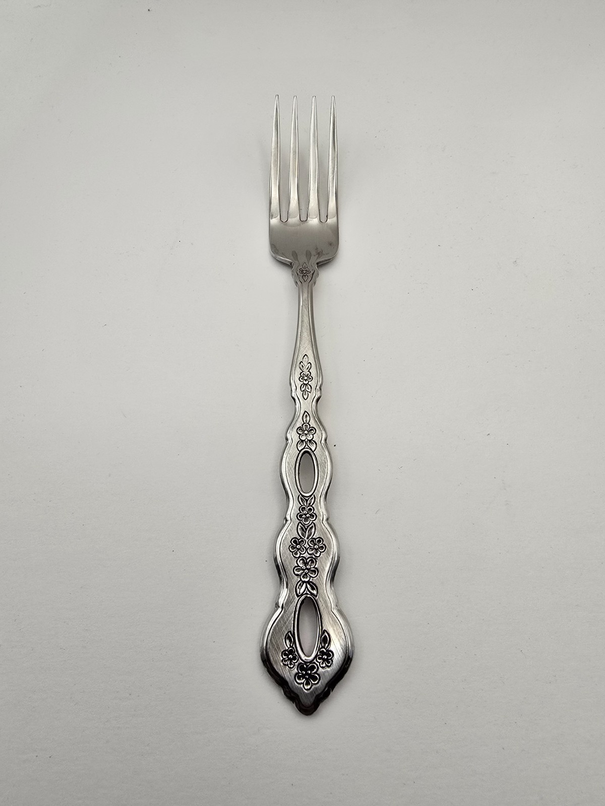 Oneida Community  FANTASY Pierced Stainless Dinner Fork