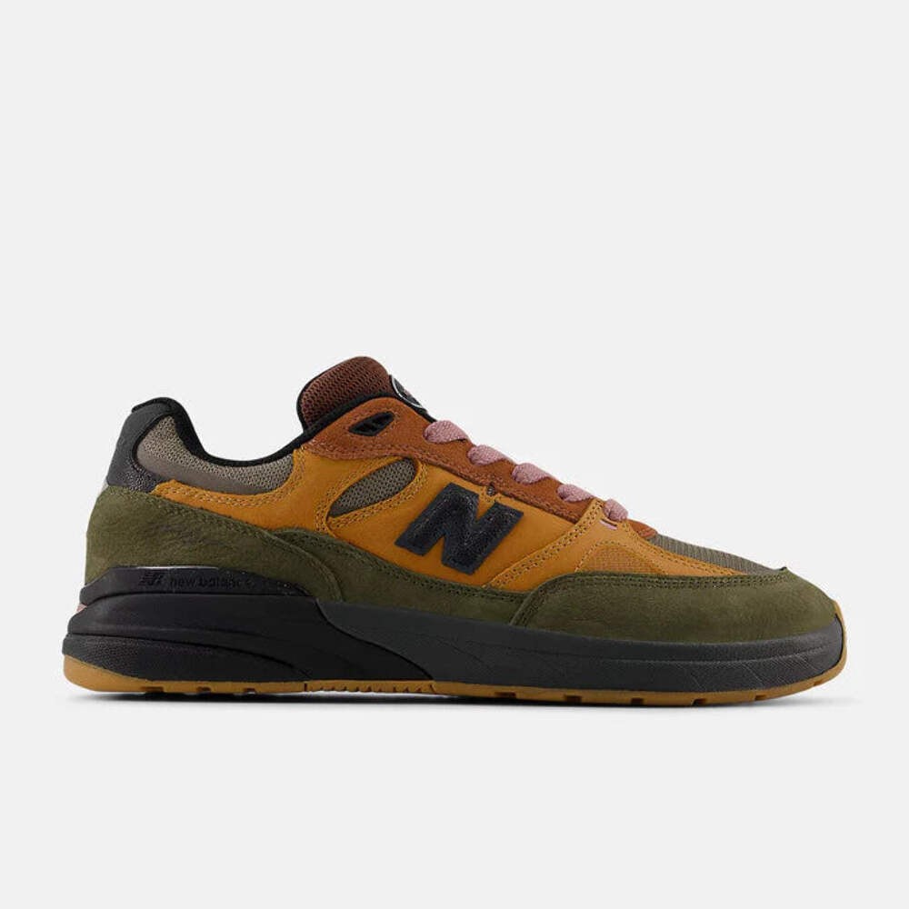 New Balance Mike Gigliotti x NB Numeric 933 Reynolds (Brown/Pink)