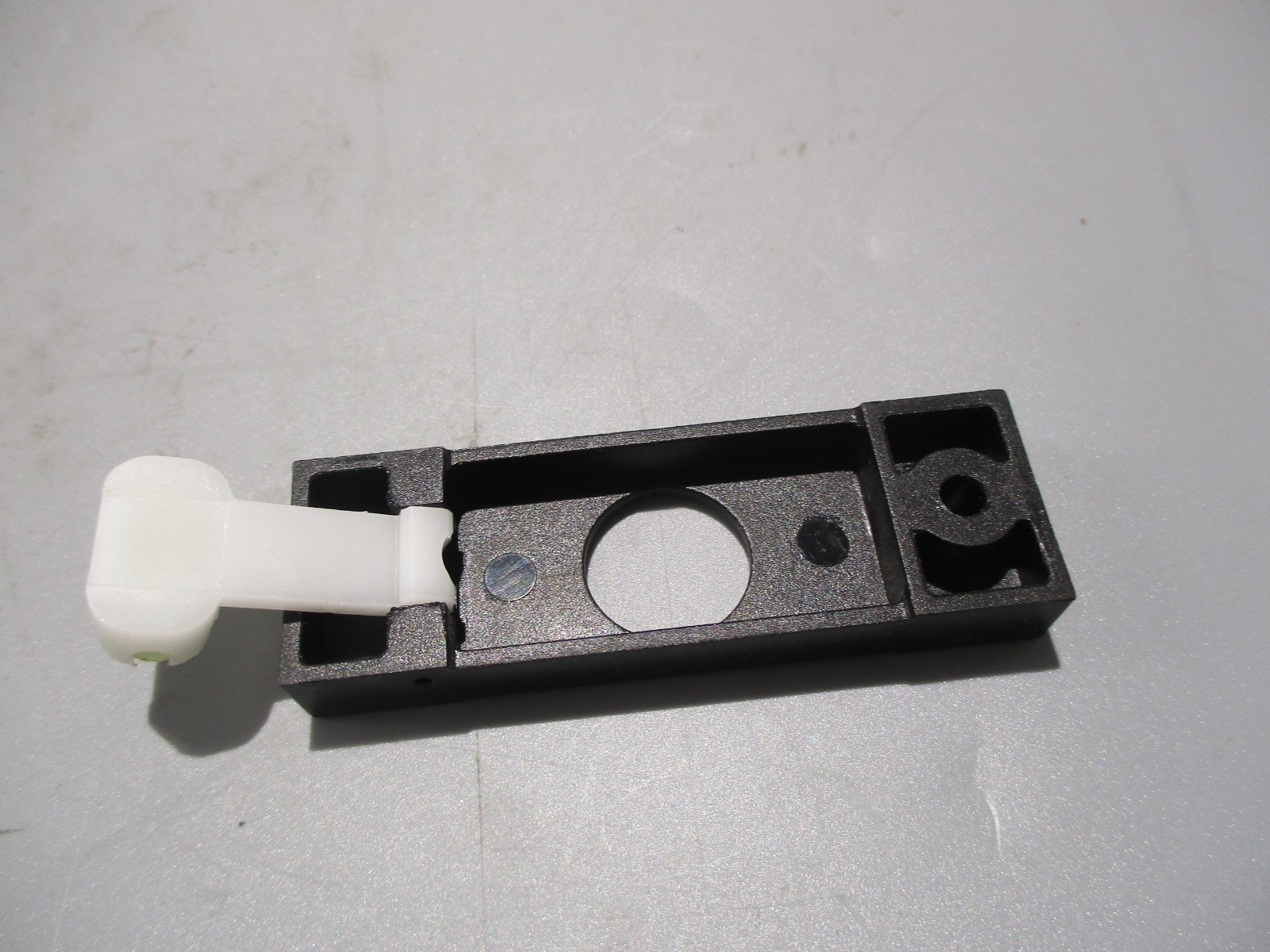 NEW GEMCO SD0157100 ROLLER FOLLOWER