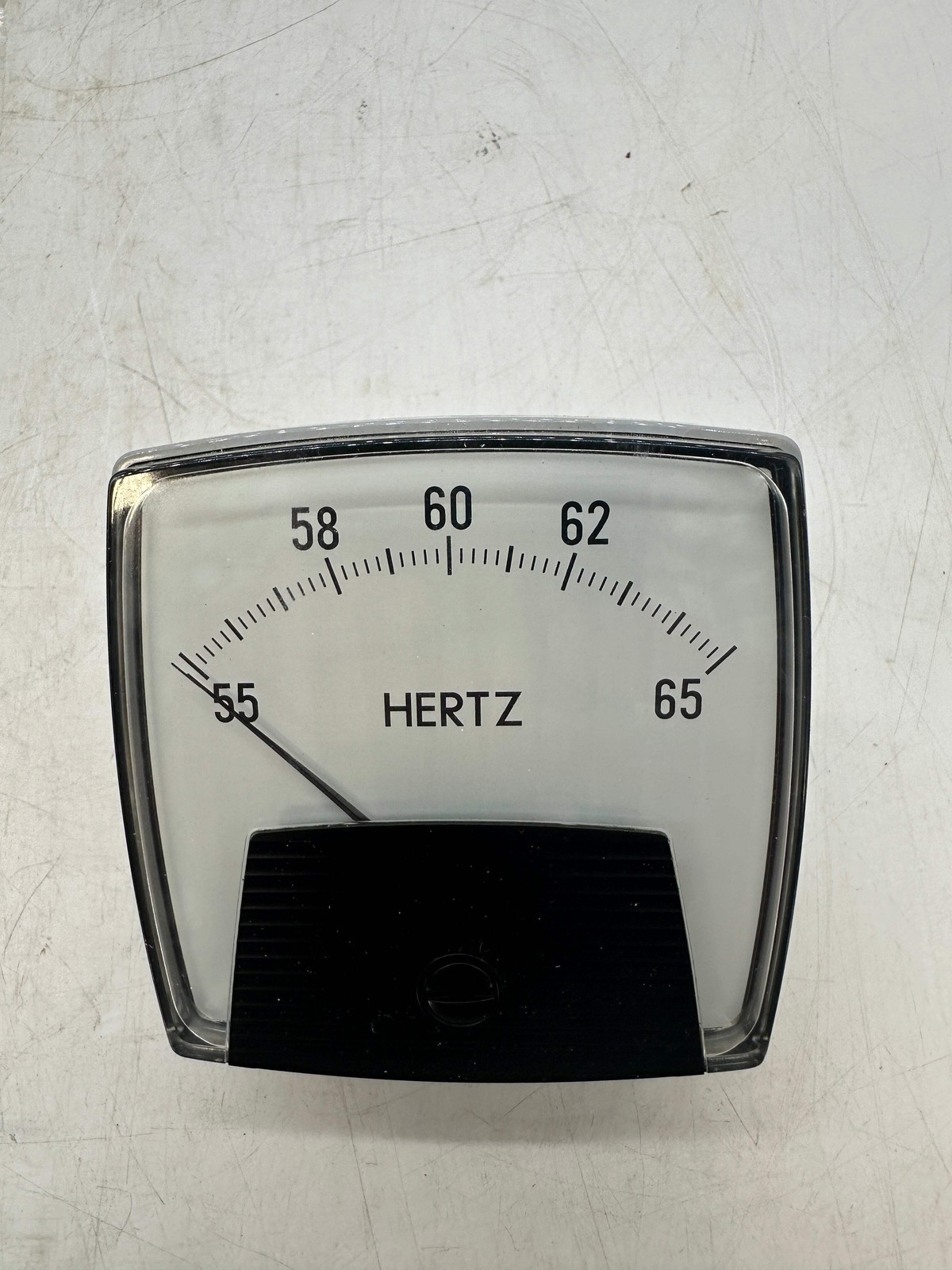 Yokogawa 254350DNDN9 55-65Hz Frequency Panel Meter (New)